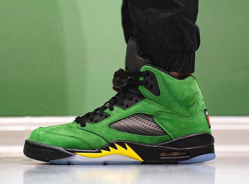Oregon Air Jordan 5 Elevate CK6631-307 Release Date On-Feet