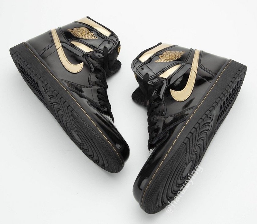 Air Jordan 1 Black Metallic Gold Patent Leather 555088-032 Release Date