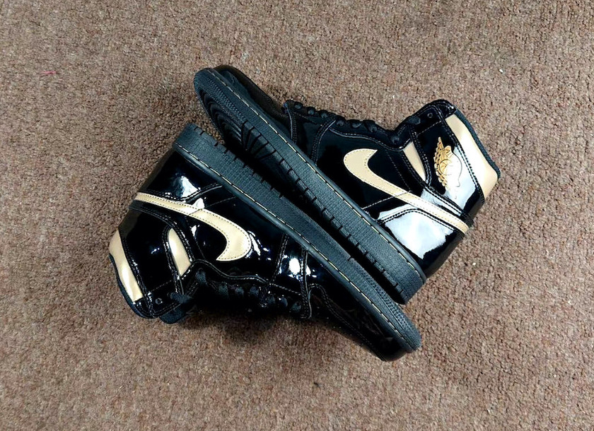 Air Jordan 1 Patent Black Gold 555088-032 Release Date