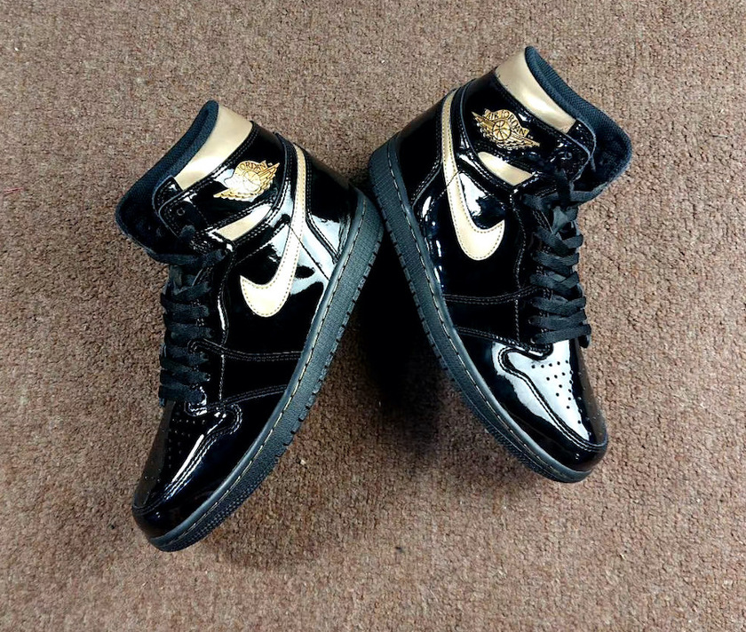 Air Jordan 1 Patent Black Gold 555088-032 Release Date