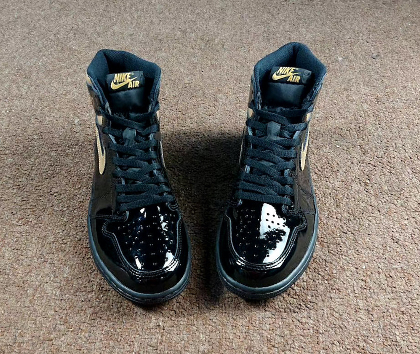Air Jordan 1 Patent Black Gold 555088-032 Release Date