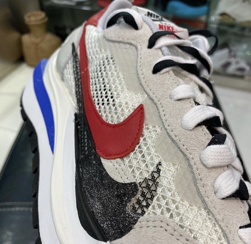 sacai Nike VaporWaffle Game Royal Sport Fuchsia CV1363-100 Release Date