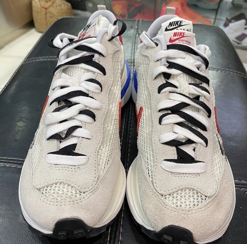 sacai Nike VaporWaffle Game Royal Sport Fuchsia CV1363-100 Release Date