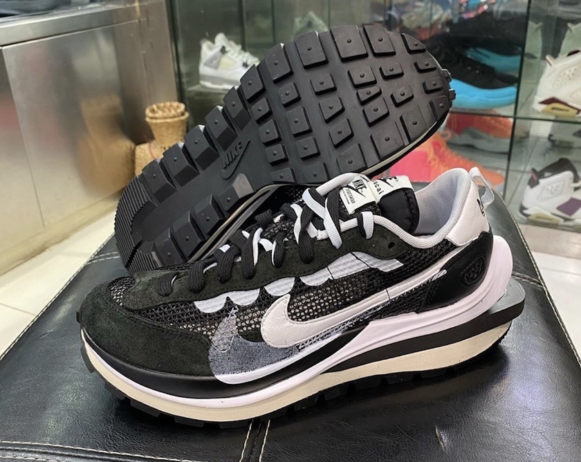 sacai Nike VaporWaffleé»è²ç½è²CV1363-001åå:registered:æ¥æ