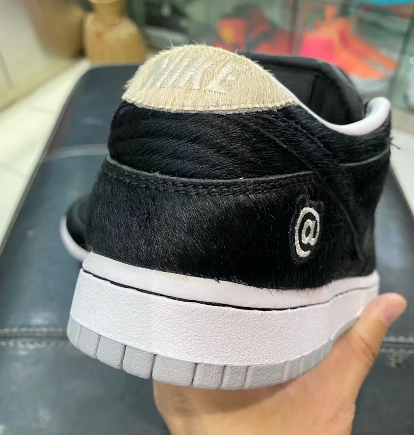 Medicom Toy Nike SB Dunk Lowé»è²CZ5127-001åå:registered:æ¥æ