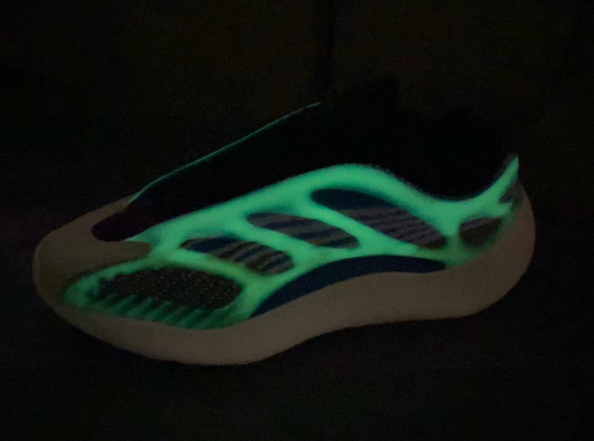 adidas Yeezy 700 V3 Azarethåå:registered:æ¥æä»·æ ¼