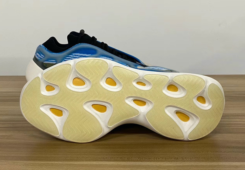 adidas Yeezy 700 V3 Azarethåå:registered:æ¥æä»·æ ¼
