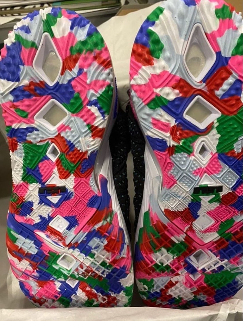 Nike LeBron 18 James Gang CQ9283-002åå:registered:æ¥æ