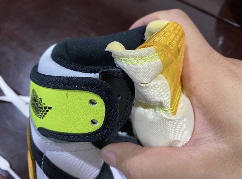 Air Jordan 1 Volt Gold 555088-118åå:registered:æ¥æ
