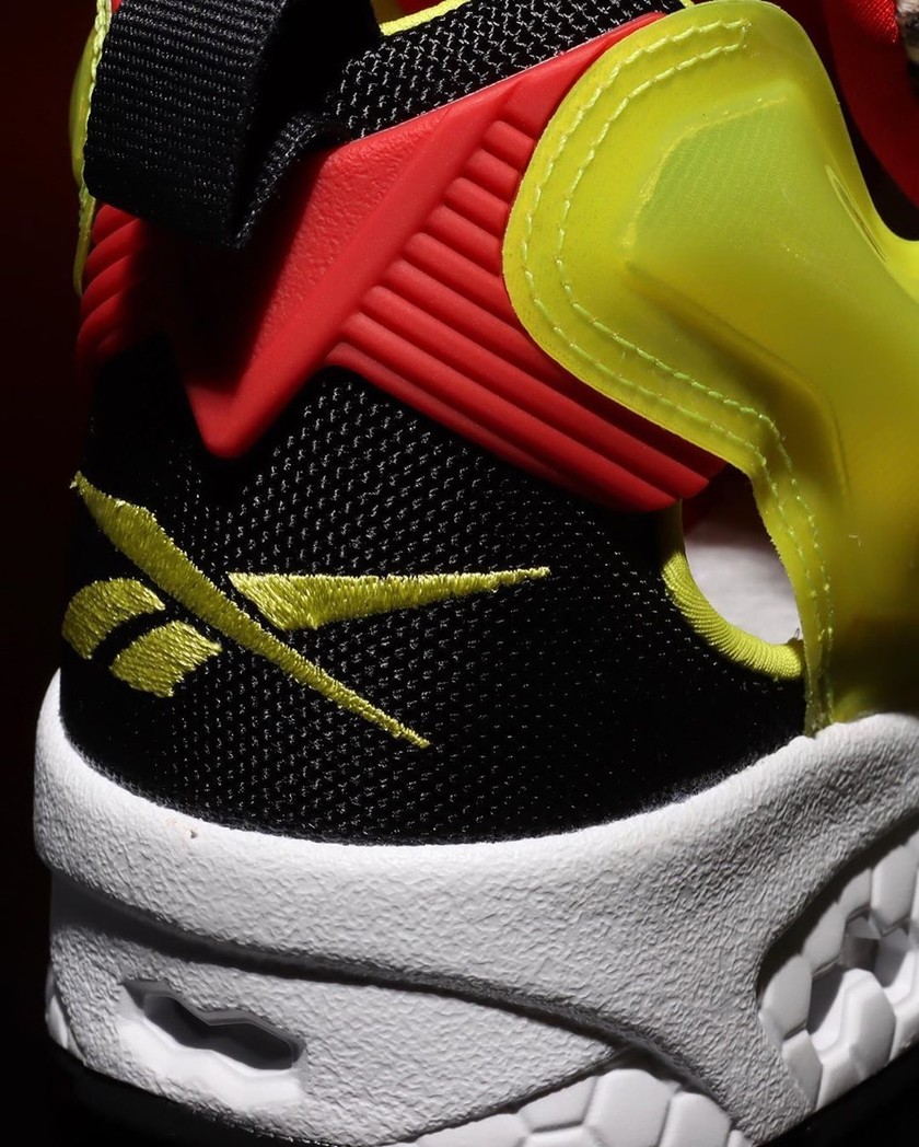 atmos,Reebok,Instapump Fury  两大经典组合！atmos x Reebok 最新联名近期即将发售！