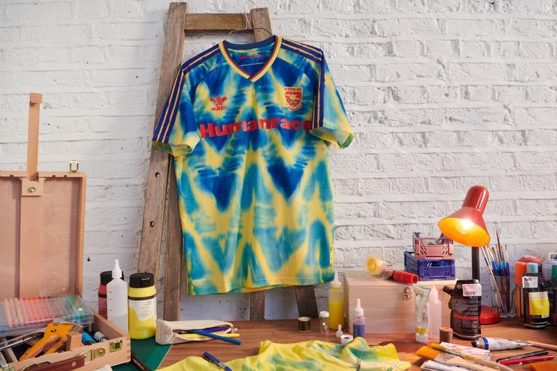 Pharrell Williams ææ adidas æé  Human Race ç¹å¥ççè¡£ç³»å