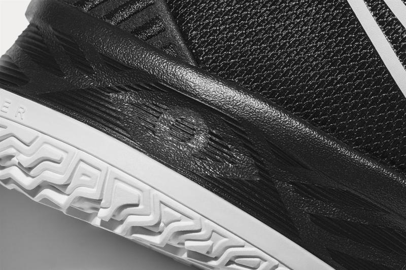 Kyrie Irving ææ°ç°½åç±çé Nike KYRIE 7 æ­£å¼ç»å&nbsp;´