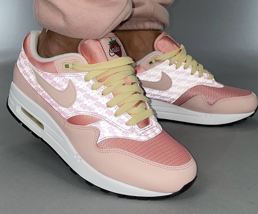 Nike Air Max 1 Strawberry Lemonade CJ0609-600 Release Date On-Feet