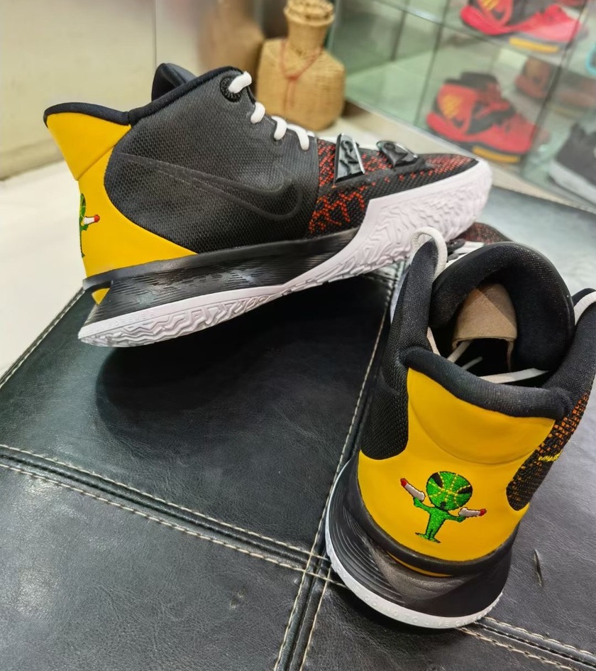 Nike Kyrie 7 Raygun CQ9327-003åå:registered:æ¥æ