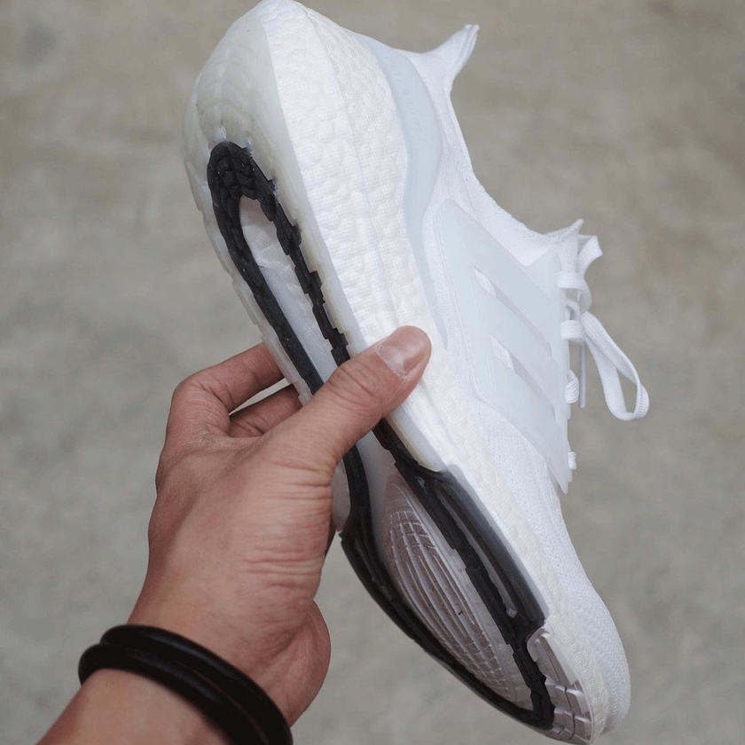 adidas Ultra Boost 2021 Triple Whiteåå:registered:æ¥æ