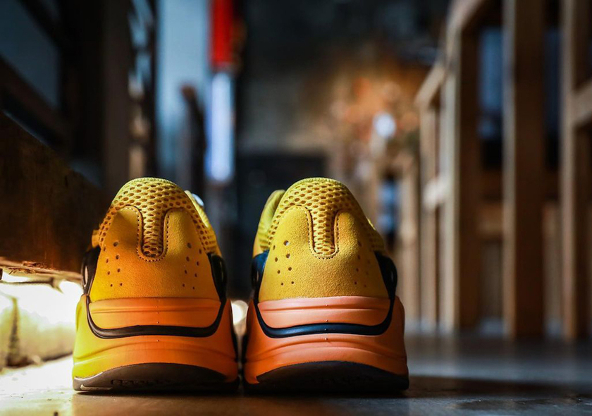 adidas Yeezy Boost 700 Sunåå:registered:æ¥æå:registered:ä»·