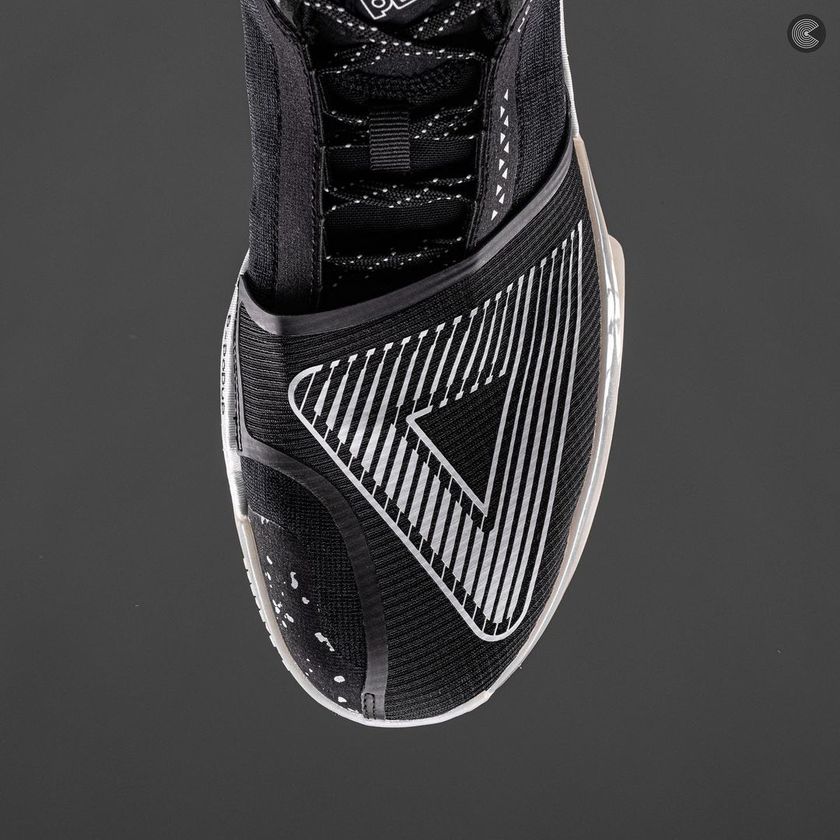 超火,的,匹克,「,大,三角,」,又来,了,这次,是,  超火的匹克「大三角」又来了！这次是经典的奥利奥配色！