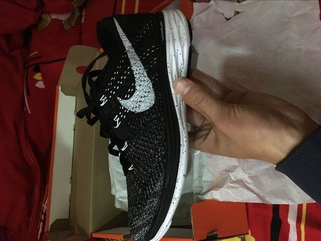 耐克露娜3。 698181-010 | 当客|运动装备鉴定