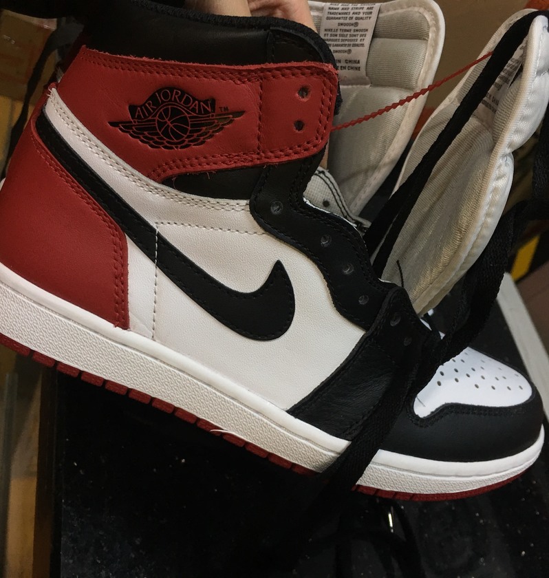 Aj1黑脚趾求鉴定 | 当客|运动装备鉴定|球鞋鉴定