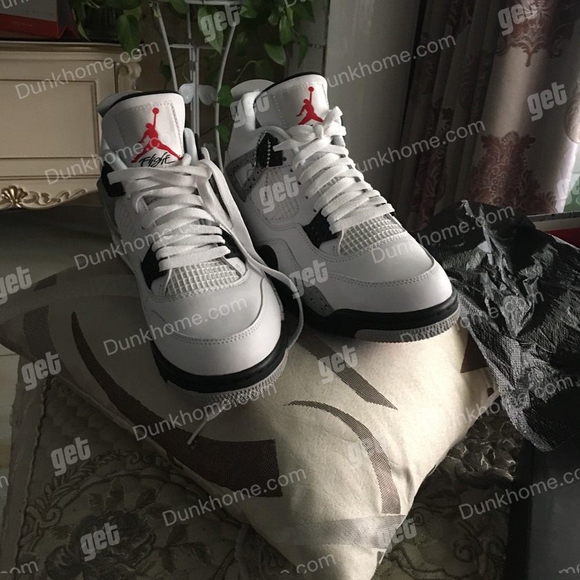 Aj 4白水泥。谢谢大哥