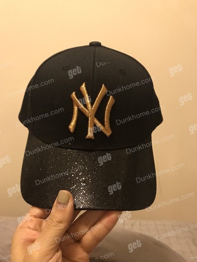 MLB帽子求鉴定真假