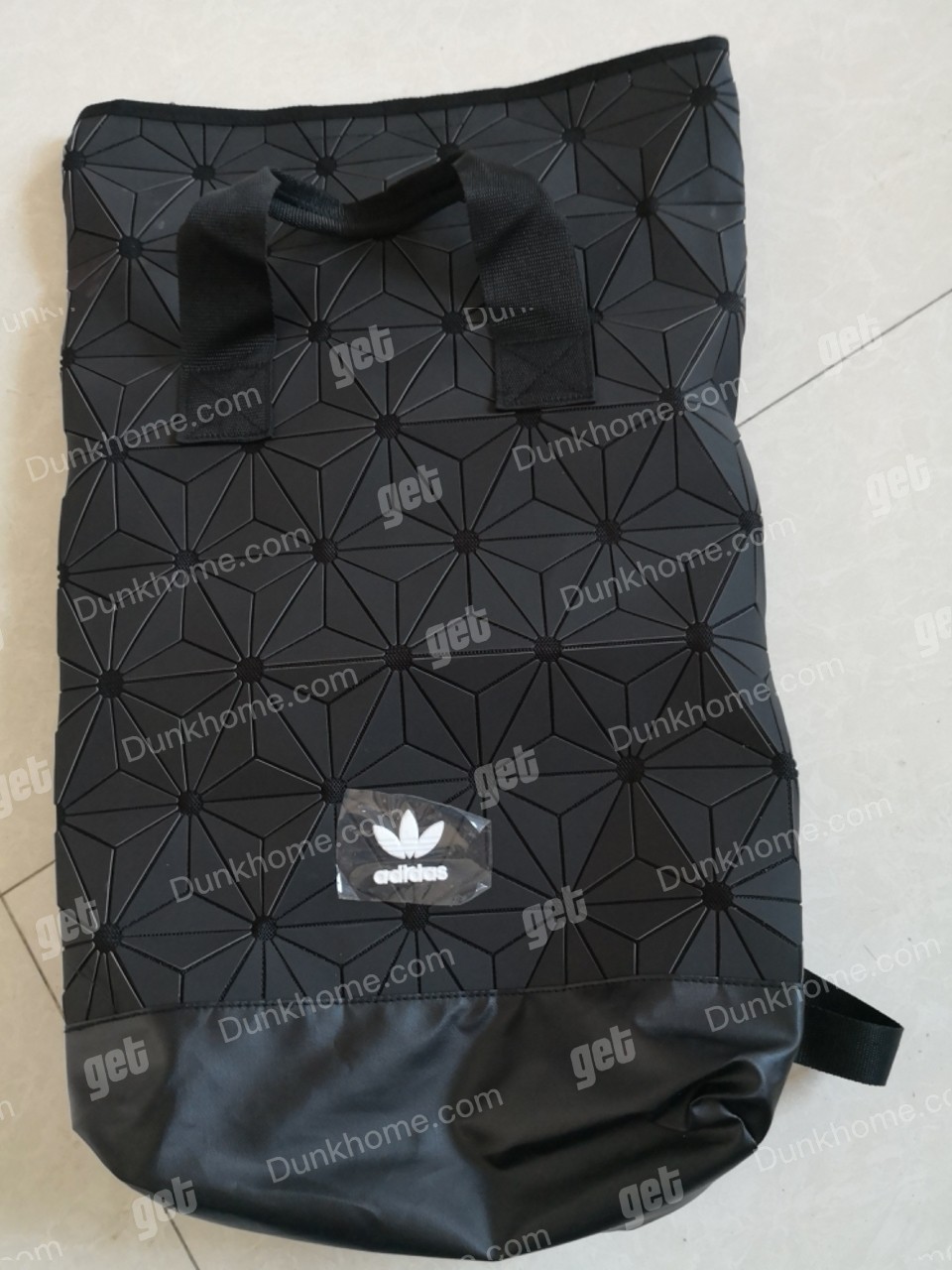 阿迪达斯菱形包