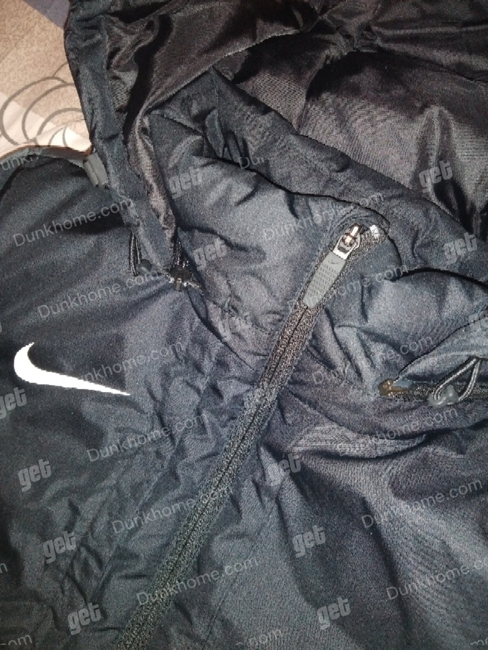 777917-010耐克中超棉服