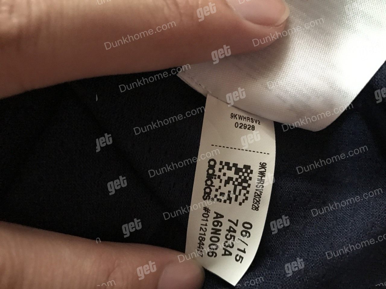 詹姆斯骑士客场球衣