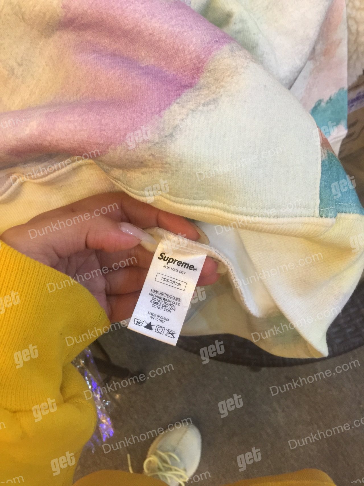 SUPLANDSCAPE01 supreme 扎染卫衣