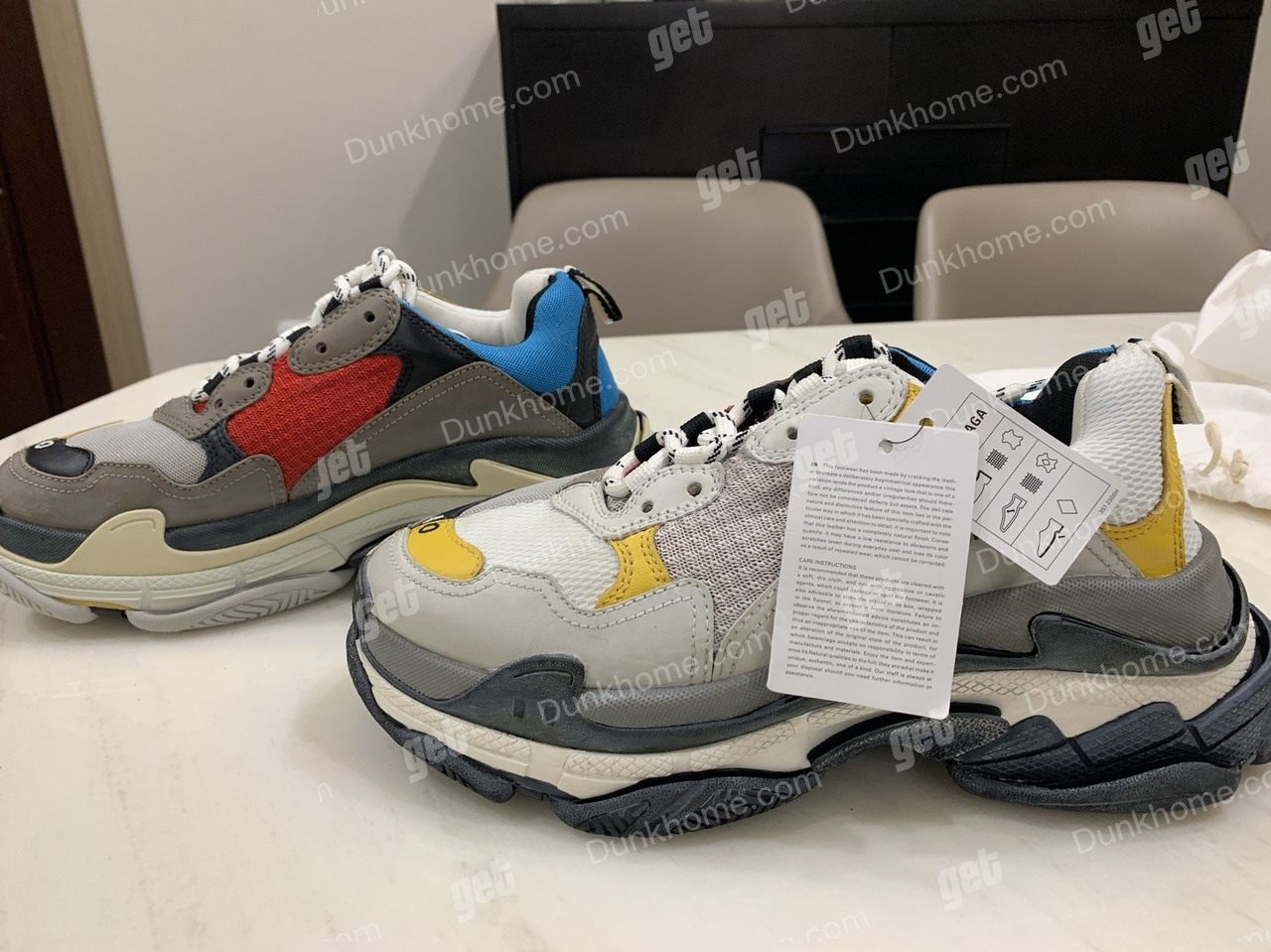 求鉴定巴黎世家老爹鞋!