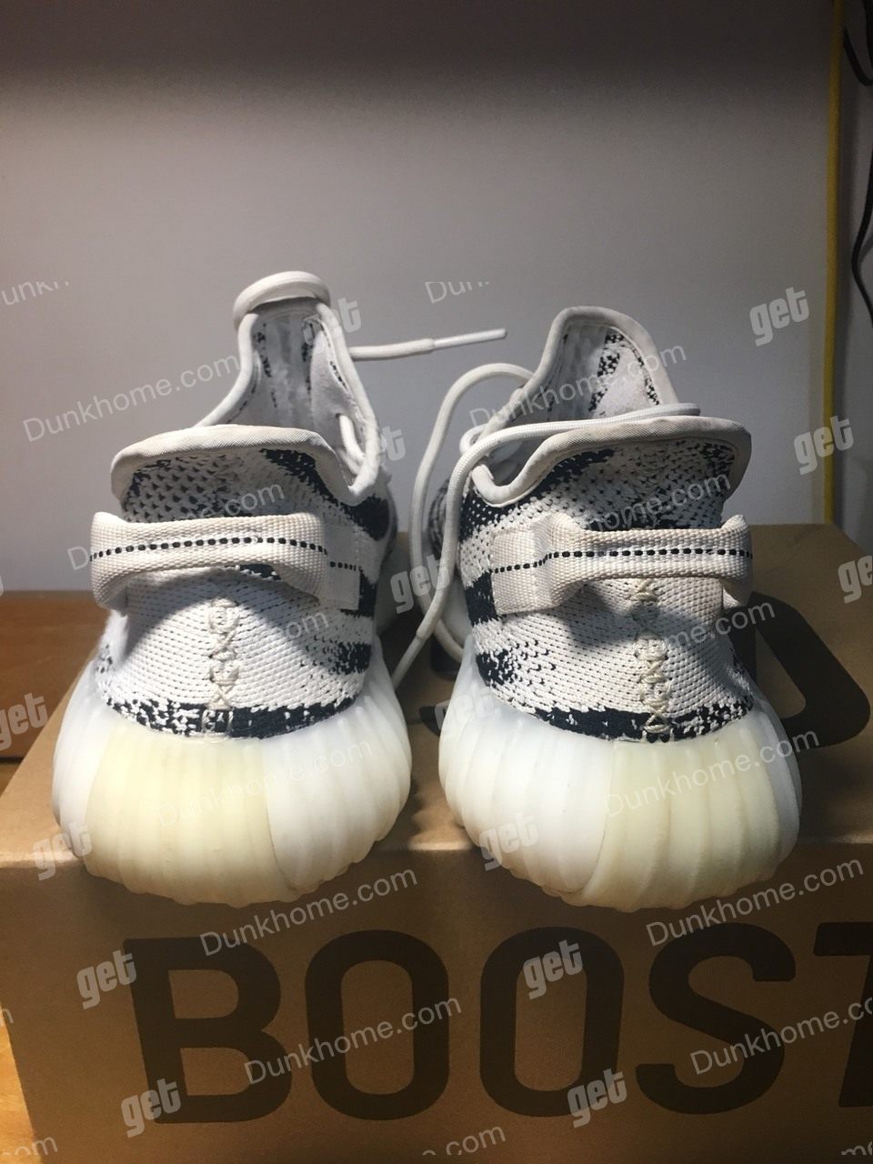 yeezy350白斑马