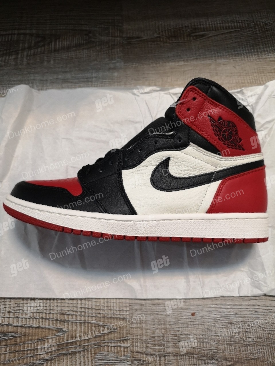 aj1 红黑脚趾