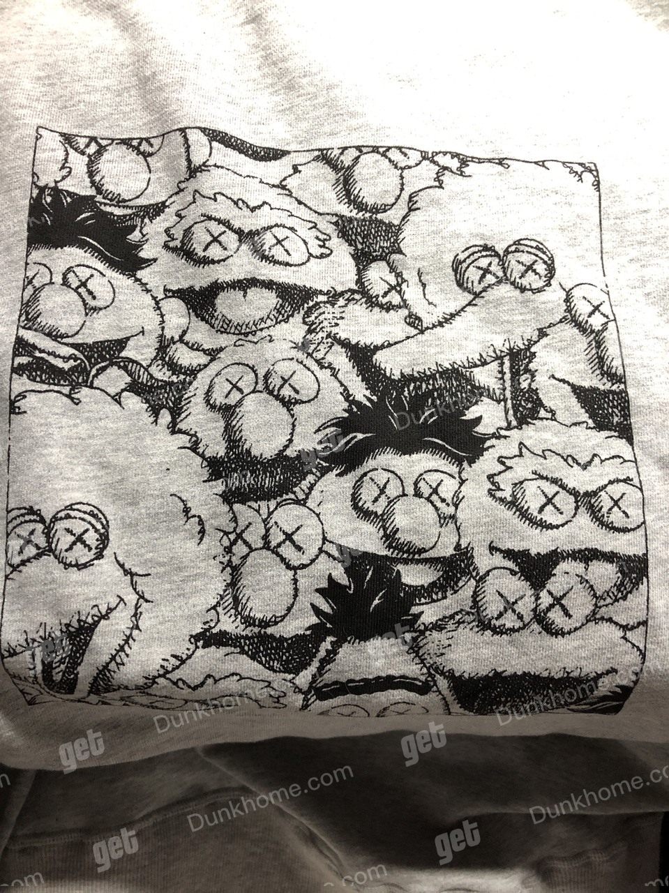 优衣库芝麻街联名卫衣