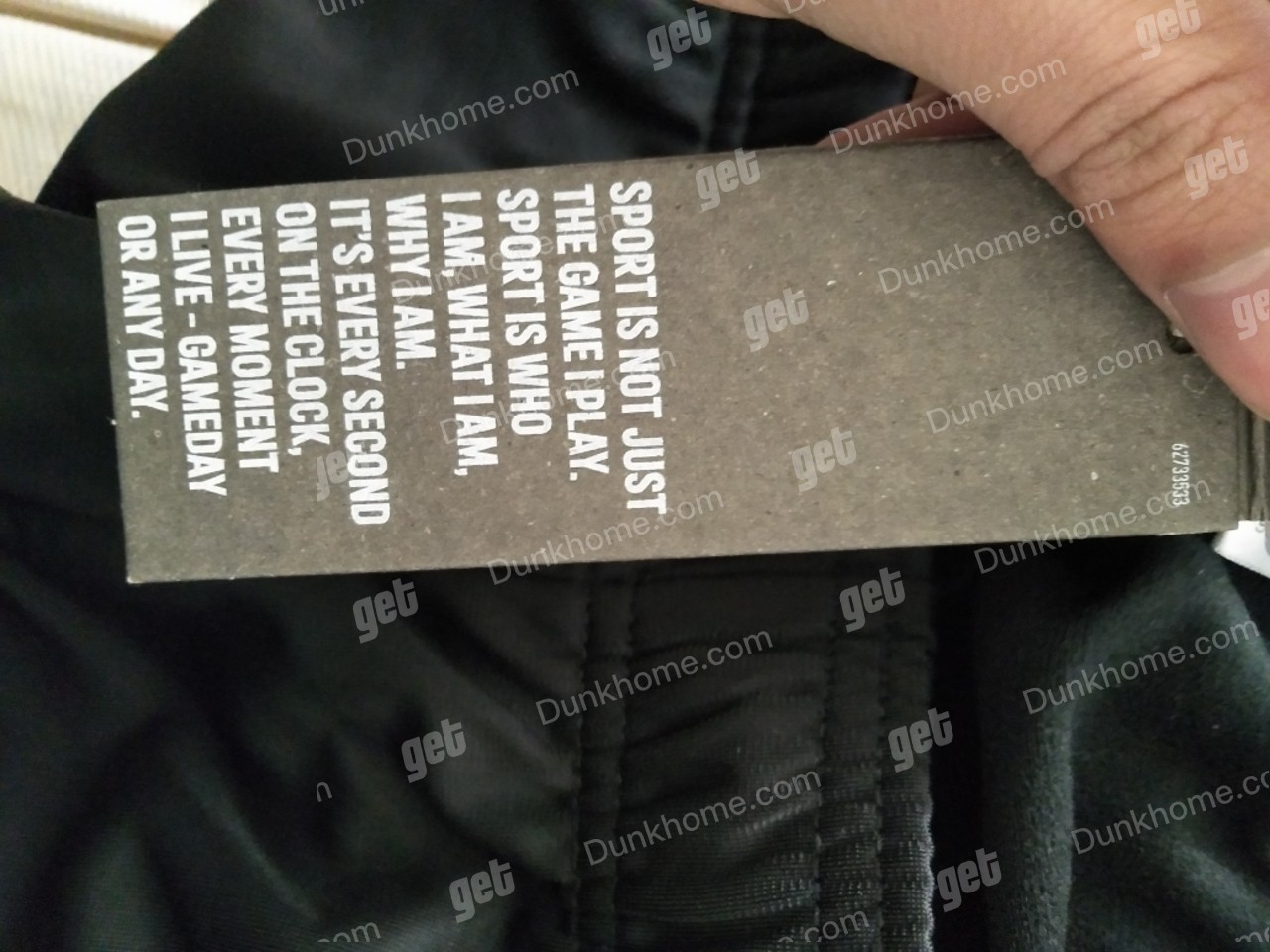 ADIDAS 经典男女三条杠运动裤束脚裤 BK739