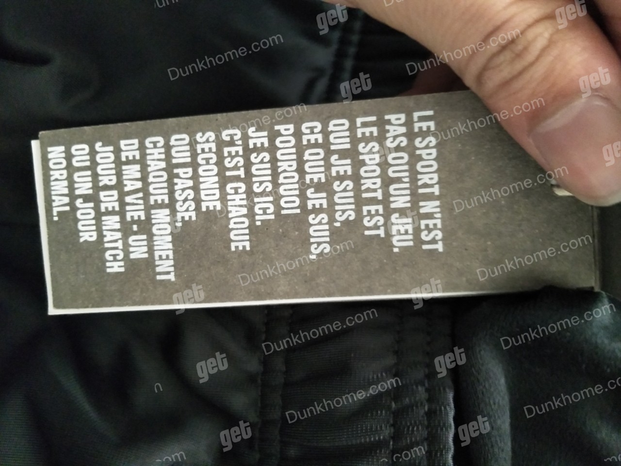 ADIDAS 经典男女三条杠运动裤束脚裤 BK739