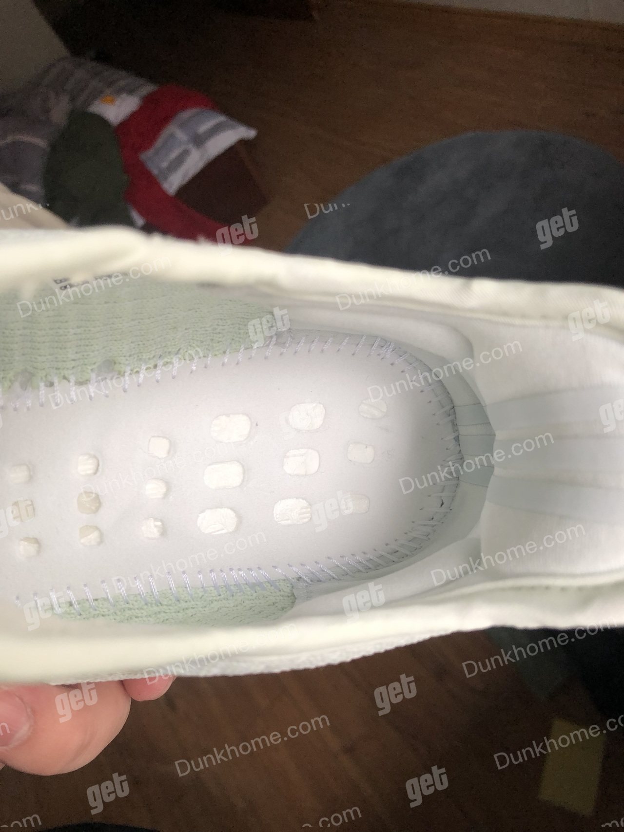 Vind yeezy 350 v2 hyperspace op