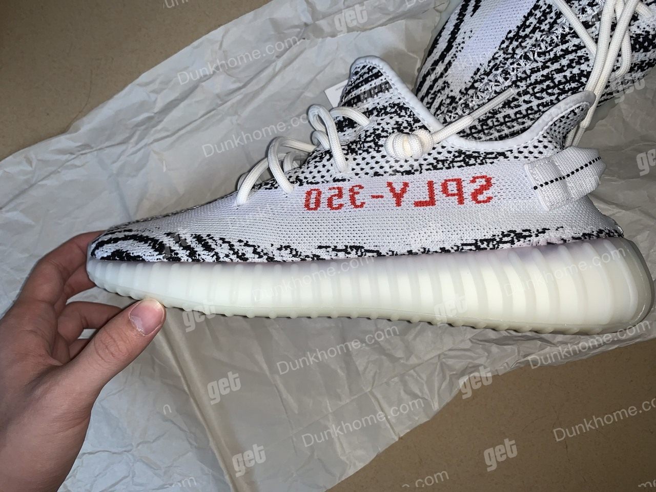 yeezy350v2白斑马 uk9