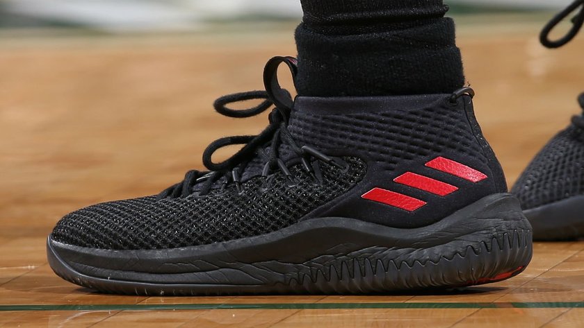 damian lillard-adidas dame