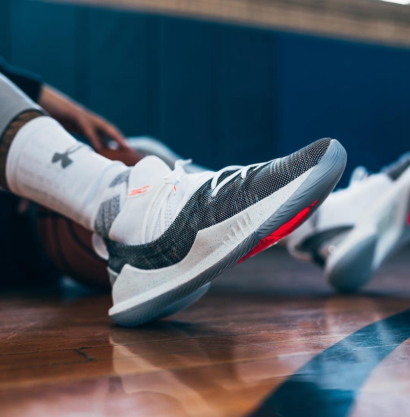 under armour curry 5 库里5 季后赛库里主场 3020657-107(2018.6.